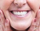 Adesivi per Dentiere